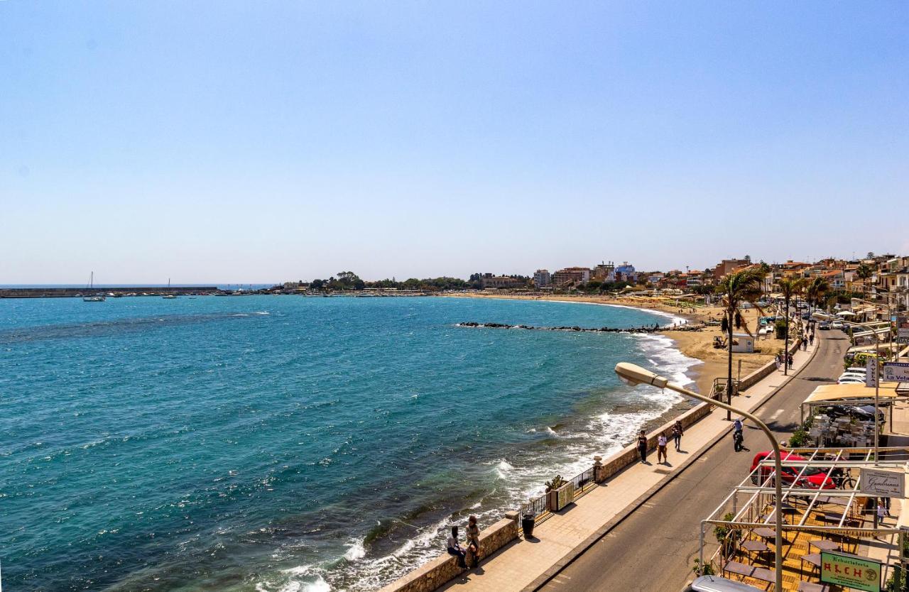 Mari Sea Home Giardini Naxos Εξωτερικό φωτογραφία