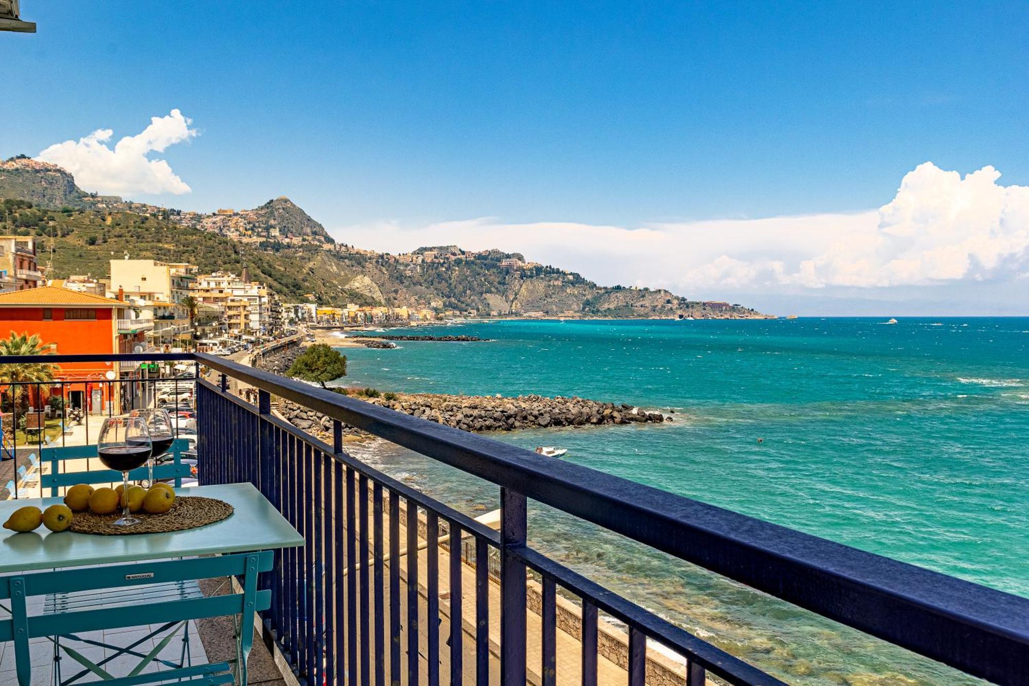 Mari Sea Home Giardini Naxos Εξωτερικό φωτογραφία