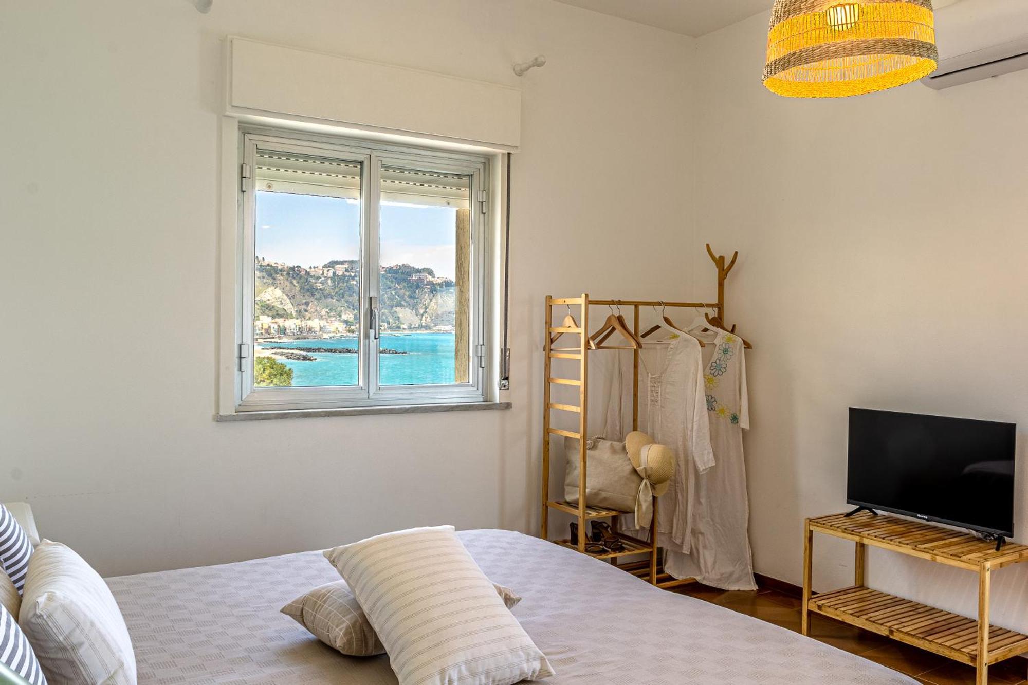 Mari Sea Home Giardini Naxos Εξωτερικό φωτογραφία