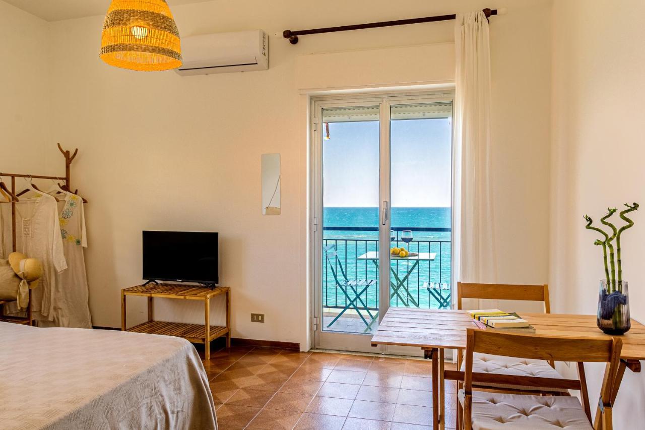 Mari Sea Home Giardini Naxos Εξωτερικό φωτογραφία